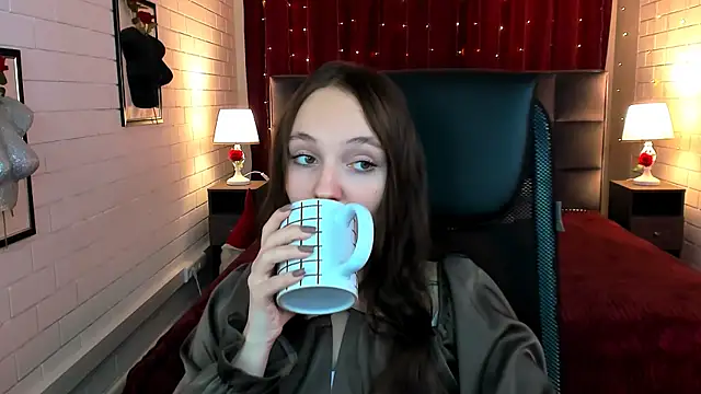 ameliaglamour online show from November 2025 05:39:02 PM