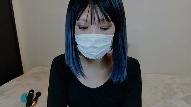 sarina at online show from November 2025 06:23:02 AM