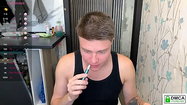 Snapshot of holy_eggs_02 chatting on September 2025 05:20:02 AM holy eggs 02 online show from September 2025 05:20:02 AM