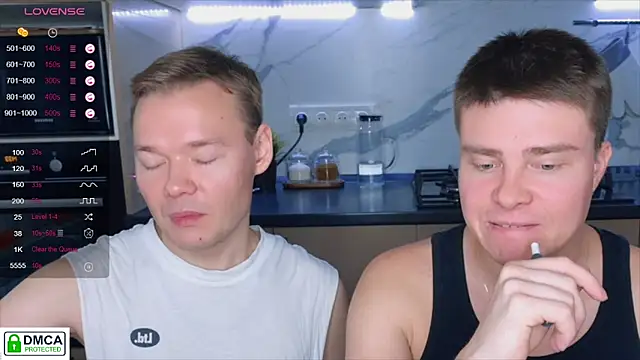 Snapshot of holy_eggs_02 chatting on November 2025 11:33:02 AM holy eggs 02 online show from November 2025 11:33:02 AM