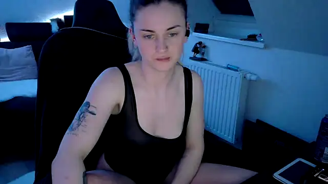 Melly4You online show from April 2026 10:55:02 PM