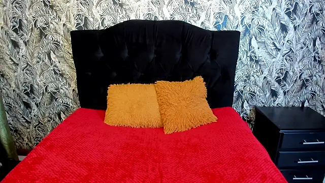 DanielaMonroe online show from March 2026 04:33:01 PM