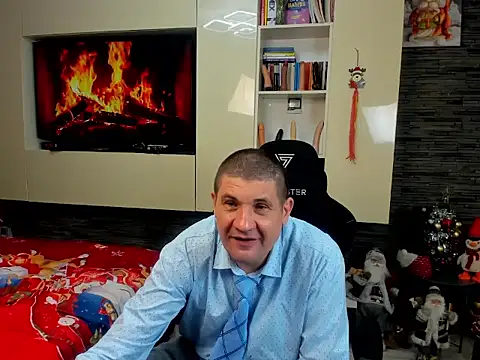 SpartacusDaddy48 online show from January 2026 12:20:01 PM