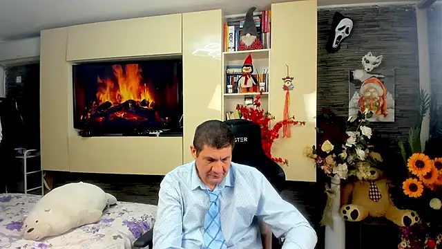 SpartacusDaddy48 online show from March 2026 07:19:02 PM