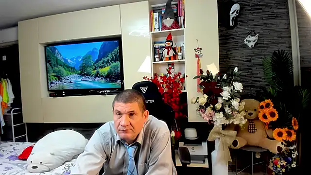 SpartacusDaddy48 online show from May 2026 01:13:01 AM