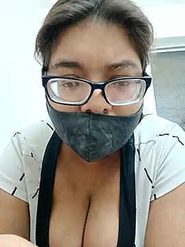 Elie couple143 online show from November 2025 06:29:01 PM