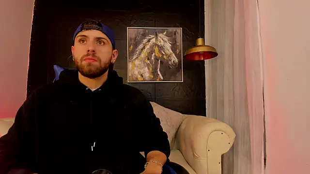 Snapshot of Maximo_Wolff chatting on October 2025 07:55:01 PM Maximo Wolff online show from October 2025 07:55:01 PM