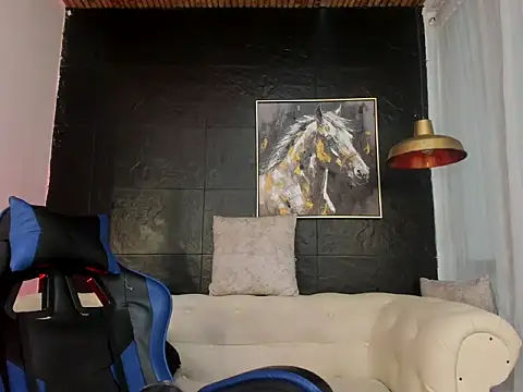 Snapshot of Maximo_Wolff chatting on October 2025 07:55:01 PM Maximo Wolff online show from October 2025 07:55:01 PM