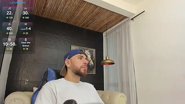 Snapshot of Maximo_Wolff chatting on October 2025 08:09:02 PM Maximo Wolff online show from October 2025 08:09:02 PM