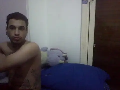 Amorrochyz online show from September 2025 04:39:01 PM