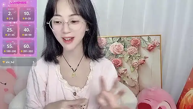 nini a online show from May 2026 10:44:02 PM