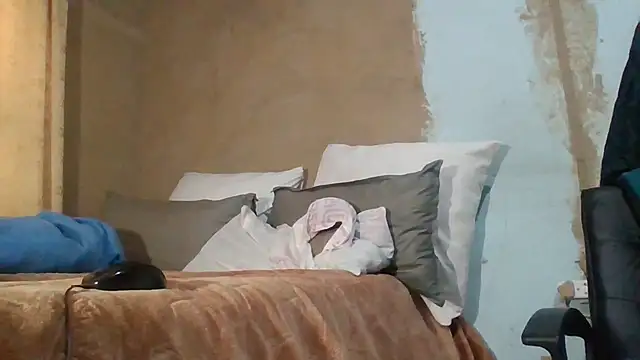 Nicky52 online show from April 2026 04:32:01 AM