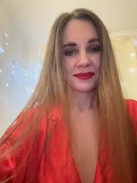 LucieMack online show from December 2025 06:50:01 PM