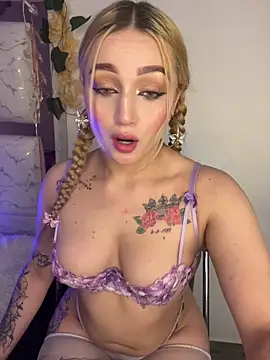 Sara Sophia420 online show from June 2026 07:25:01 AM
