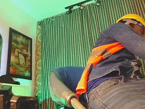 Snapshot of ElCaballeroNegro24 chatting on October 2025 06:19:01 AM ElCaballeroNegro24 online show from October 2025 06:19:01 AM