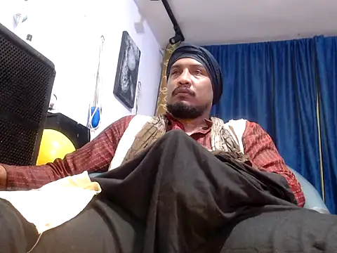 ElCaballeroNegro24 online show from November 2025 05:01:02 AM