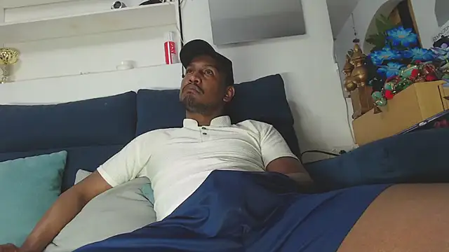 ElCaballeroNegro24 online show from March 2026 03:57:02 AM