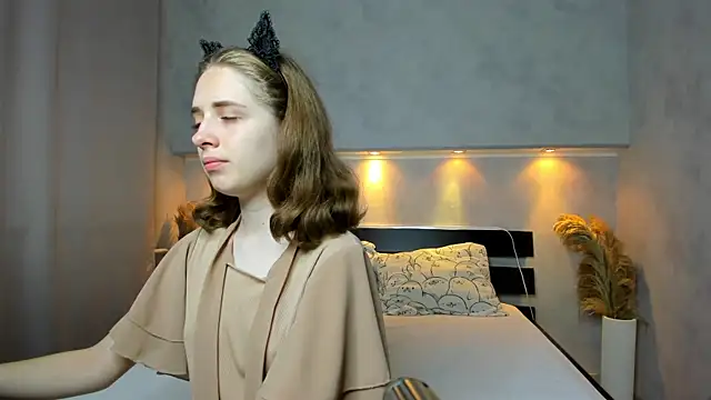 Snapshot of Camilla_Kelly chatting on September 2025 12:10:02 AM Camilla Kelly online show from September 2025 12:10:02 AM