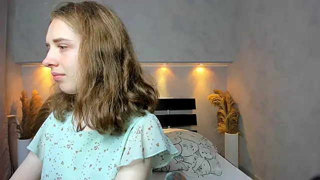 Snapshot of Camilla_Kelly chatting on September 2025 12:36:01 AM Camilla Kelly online show from September 2025 12:36:01 AM