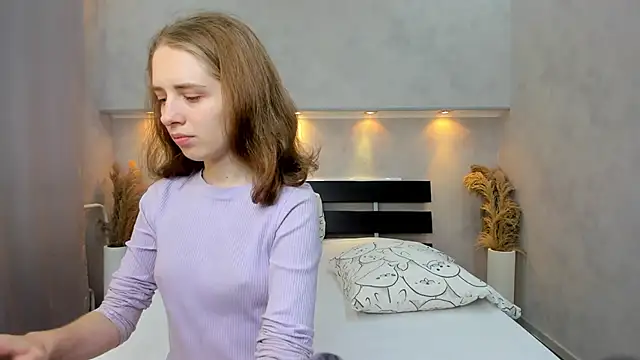 Snapshot of Camilla_Kelly chatting on October 2025 01:01:02 AM Camilla Kelly online show from October 2025 01:01:02 AM