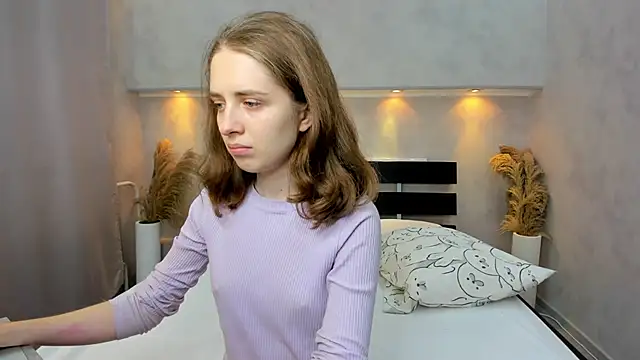 Snapshot of Camilla_Kelly chatting on October 2025 12:07:01 AM Camilla Kelly online show from October 2025 12:07:01 AM