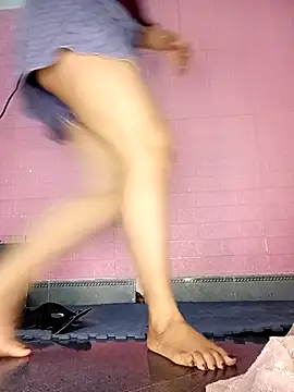 Rose 194 online show from October 2025 01:12:01 PM