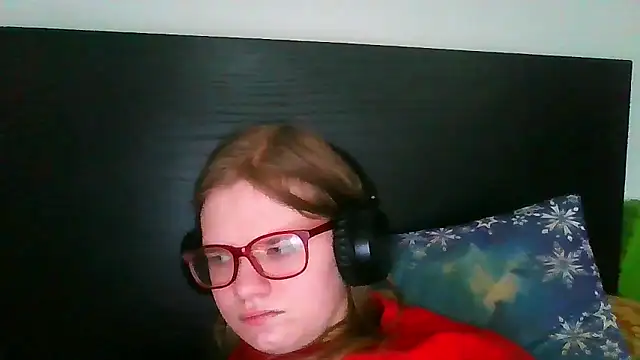 Moonolighta online show from February 2026 10:01:01 AM