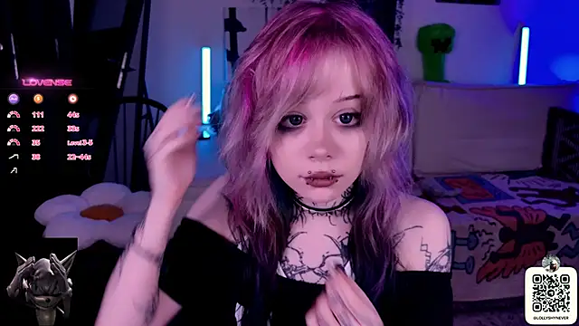 Lollyshy online show from October 2025 10:33:02 AM