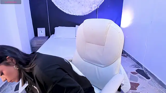 Snapshot of ShaniaDaniels chatting on September 2025 09:29:02 PM ShaniaDaniels online show from September 2025 09:29:02 PM