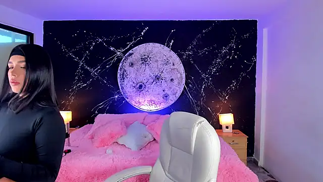 Snapshot of ShaniaDaniels chatting on October 2025 09:15:01 PM ShaniaDaniels online show from October 2025 09:15:01 PM