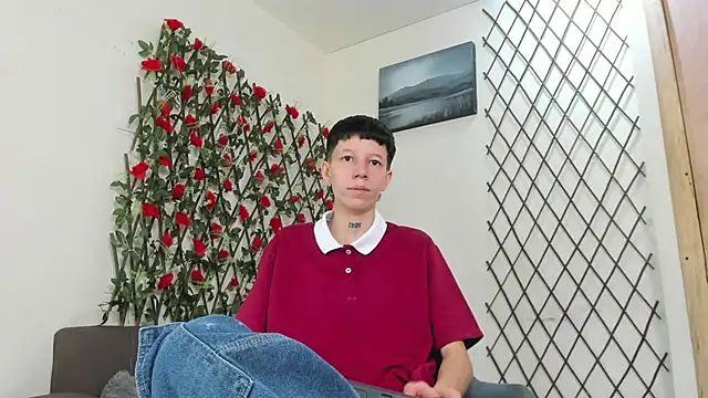 Snapshot of LiamBrown09 chatting on July 2026 07:39:01 PM LiamBrown09 online show from July 2026 07:39:01 PM