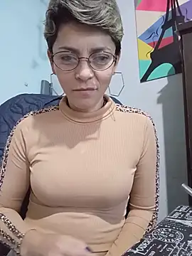 Lulypsicologasexual online show from June 2026 07:14:01 PM