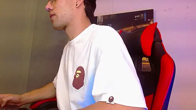alexgiraldo   online show from May 2026 02:39:01 AM