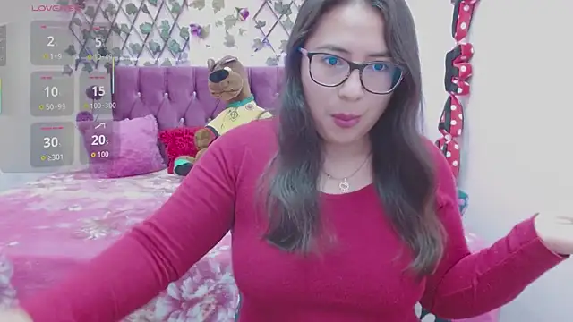 Snapshot of Estrella__sex chatting on September 2025 08:30:01 PM Estrella sex online show from September 2025 08:30:01 PM