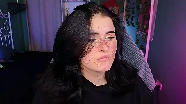 Dark Shine online show from October 2025 05:32:02 AM