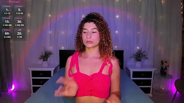 Evolet Bee online show from December 2025 11:36:02 AM