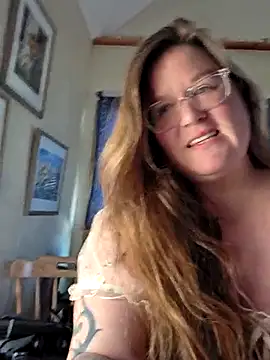 Love86Emily online show from March 2026 05:19:01 PM