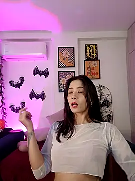 Snapshot of mishelkrave_ chatting on October 2025 10:23:02 PM mishelkrave  online show from October 2025 10:23:02 PM