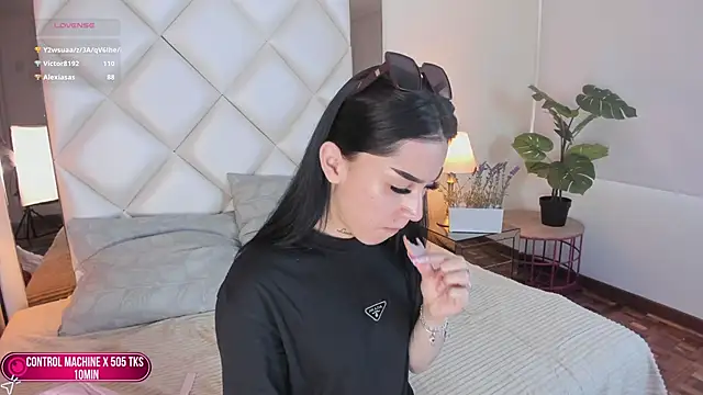 Megan DH online show from September 2025 01:46:01 PM
