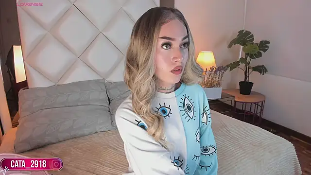 Megan DH online show from October 2025 01:17:02 PM