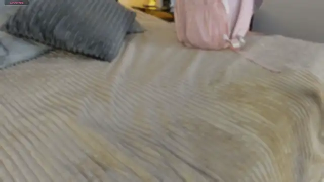 Megan DH online show from October 2025 11:58:01 AM