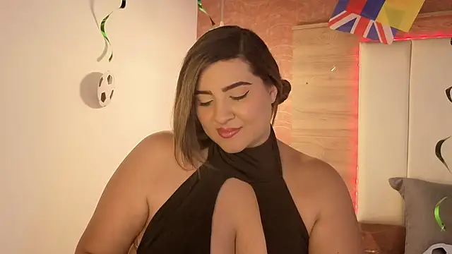 Snapshot of AgnesIvanova chatting on June 2026 06:34:01 PM AgnesIvanova online show from June 2026 06:34:01 PM