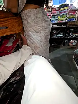 indianhotwife639 online show from October 2025 04:45:02 AM