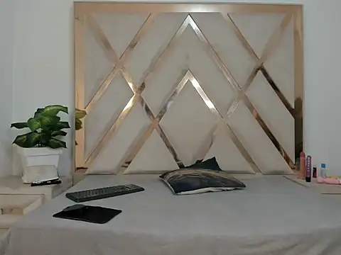 Snapshot of arielasm chatting on September 2025 01:05:02 PM arielasm online show from September 2025 01:05:02 PM