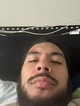 Snapshot of Bbrn69official chatting on October 2025 09:02:01 PM Bbrn69official online show from October 2025 09:02:01 PM