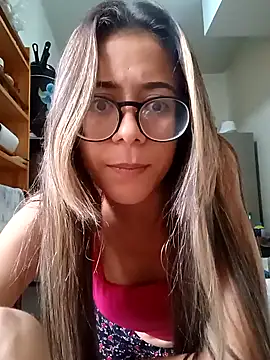 vivizinha27 online show from May 2026 07:26:02 PM