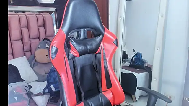 Snapshot of sara_slut21 chatting on February 2025 01:02:02 AM sara slut21 online show from February 2025 01:02:02 AM