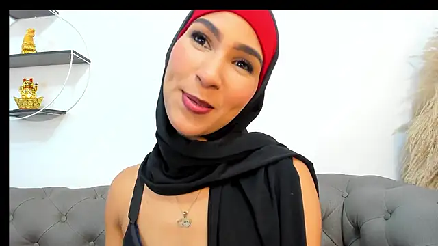 nefer ahsgarr online show from November 2025 11:15:01 PM