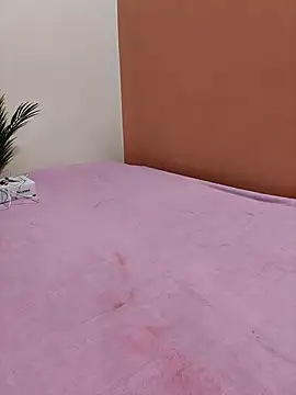 Shalu G online show from September 2025 03:27:02 AM