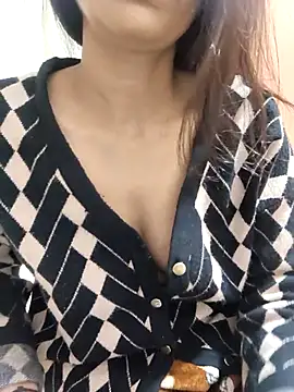 Shalu G online show from December 2025 03:03:02 AM